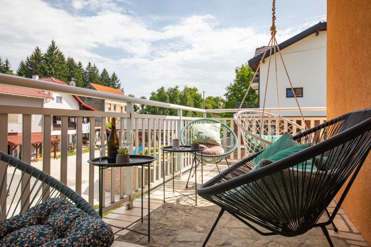 Apartments Green Park Rakovica Exterior photo